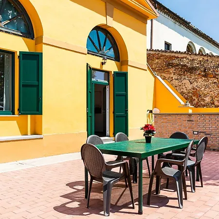 Palazzo Barbo *